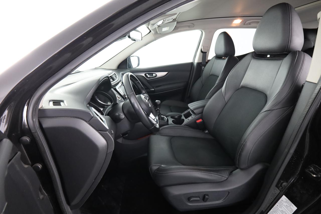 NISSAN Qashqai 2ª serie Qashqai Visia DIG-T 140