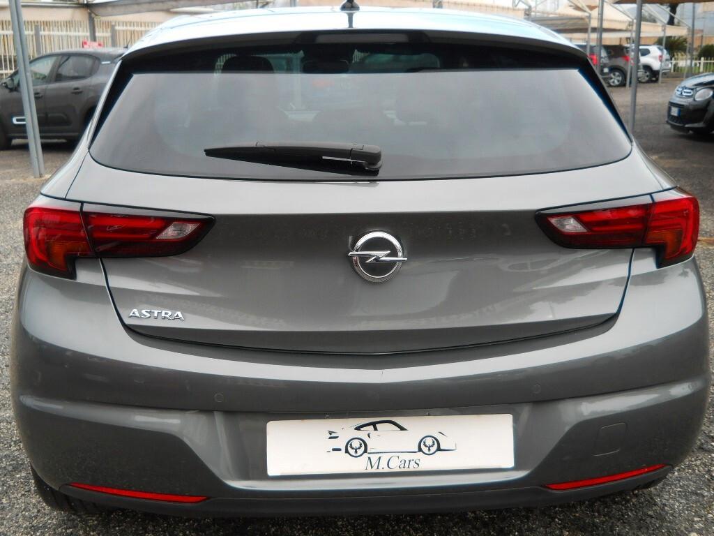 Opel Astra 1.6 CDTI 136 CV BERLINA DYINAMIC--S--FULL