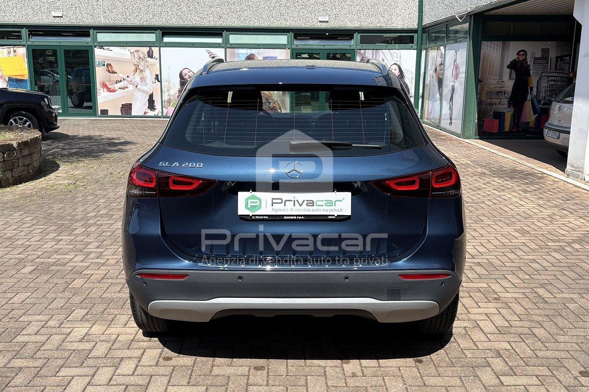 MERCEDES GLA 200 Automatic Business