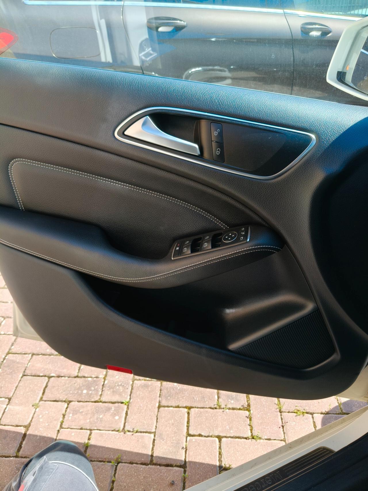 Mercedes-benz B 200 d Automatic 4Matic Executive