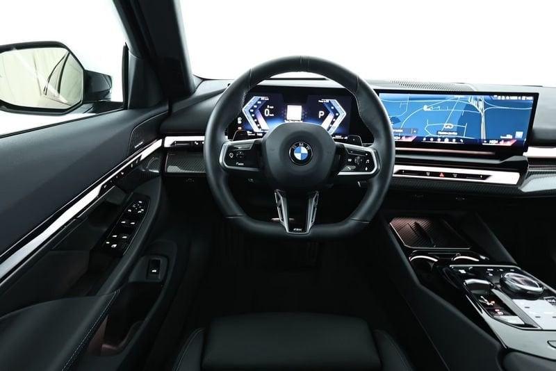 BMW Serie 5 520d xDrive M Sport Gancio Tetto Pelle Camera 360°