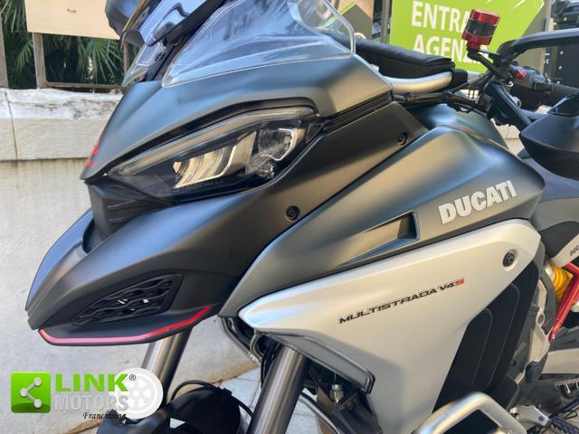 DUCATI Multistrada V4 S travel & radar
