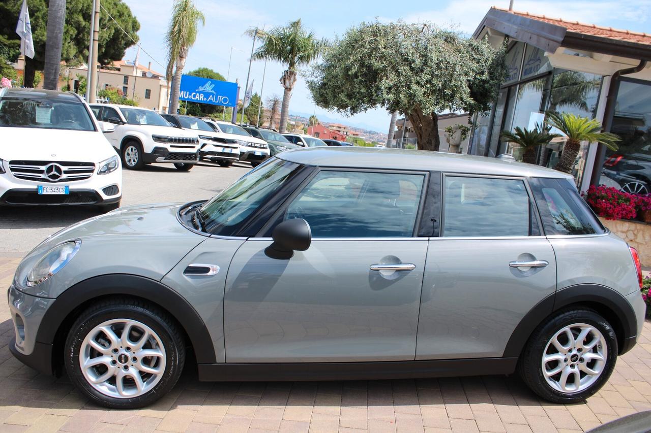 Mini 1.5 Cooper D 5 porte