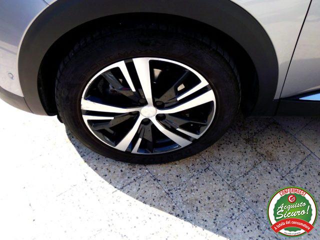 PEUGEOT 3008 BlueHDi 130 S&S EAT8 Allure