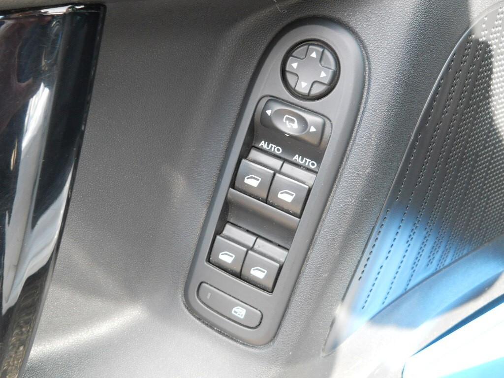 Citroen C3 - 1.6- eHDI-- 5 PORTE---modello-- EXCLUSIVE FULLL