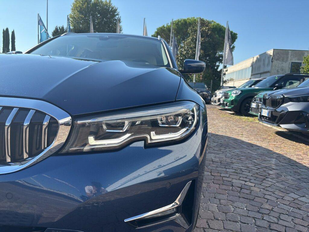 BMW Serie 3 Touring 318 d Mild Hybrid 48V Luxury Steptronic