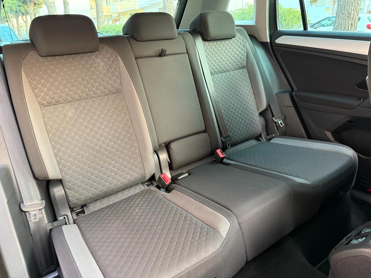 VW Tiguan 2.0 TDI *DSG 150CV NAVI CARPLAY - 2019