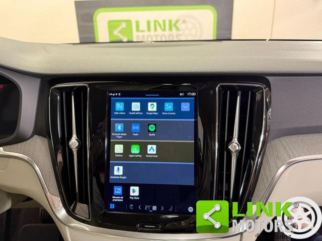 VOLVO V60 B4 (d) aut Ultimate Dark IVA ESP. GARANZIA 24