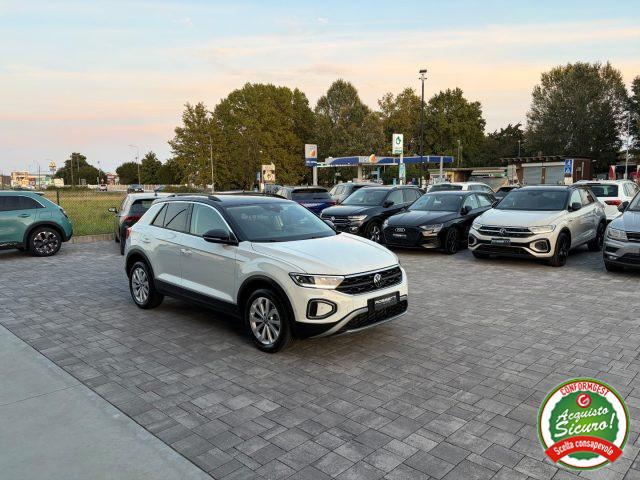 VOLKSWAGEN T-Roc 1.0 TSI RESTYLING ANCHE NEOPATENTATI