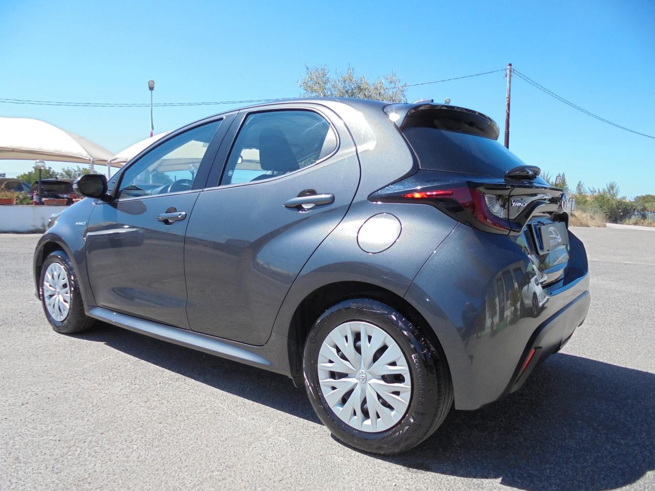 Toyota Yaris 1.5 Hybrid 5 porte Business