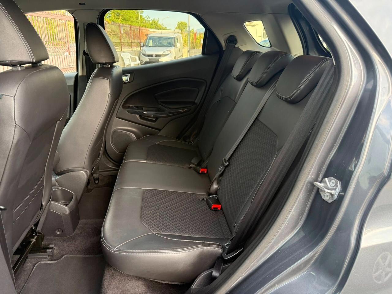 Ford EcoSport 1.5 TDCi 95 CV -TITANIUM- LEGGI NOTE