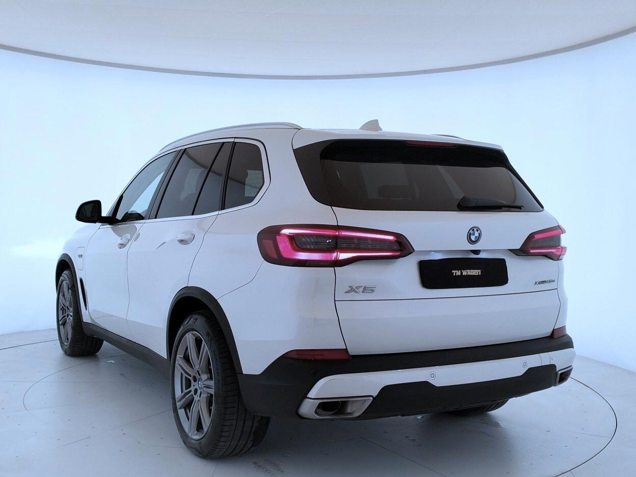BMW X5 xdrive45e Luxury auto - IVA ESPOSTA