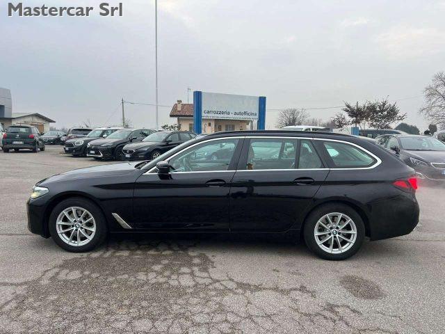 BMW 520 520d Touring mhev 48V xdrive Luxury auto - GG228ZF