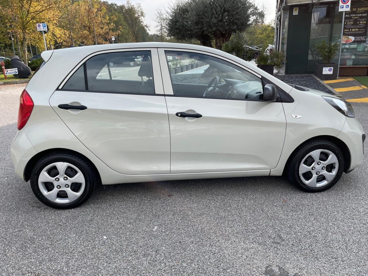 Kia Picanto 1.0 12V 5 porte Fashion *Neo patentati *