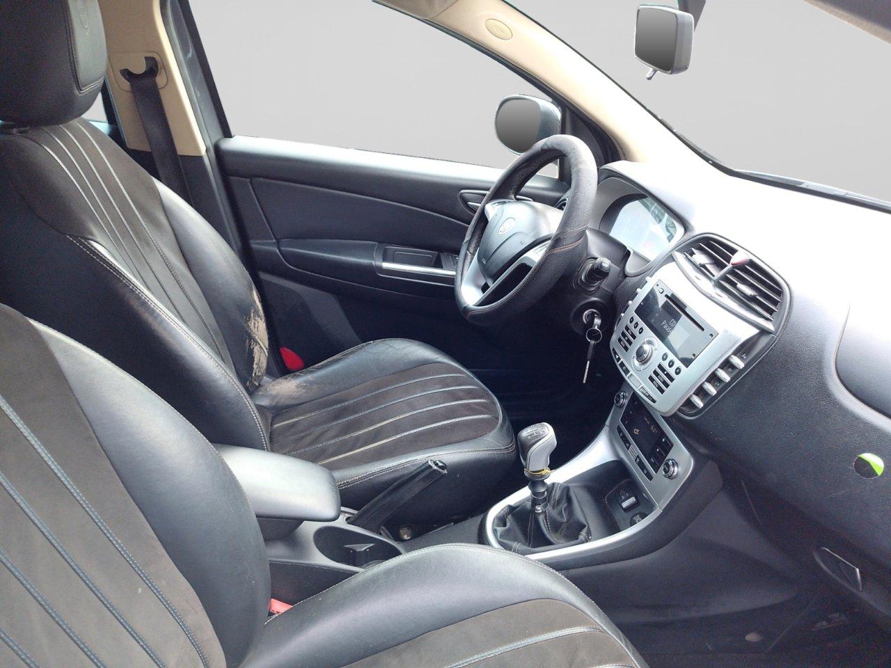 Lancia Delta 1.6 mjt Silver 105cv