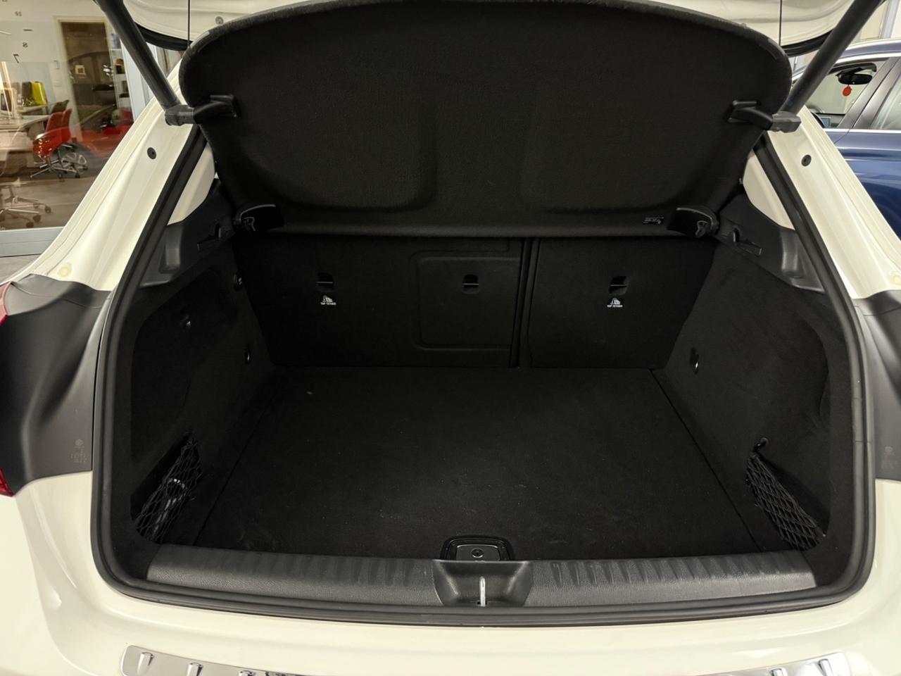 Mercedes-benz GLA 200 d Automatic 2.2 136 Cv Motore Mercedes