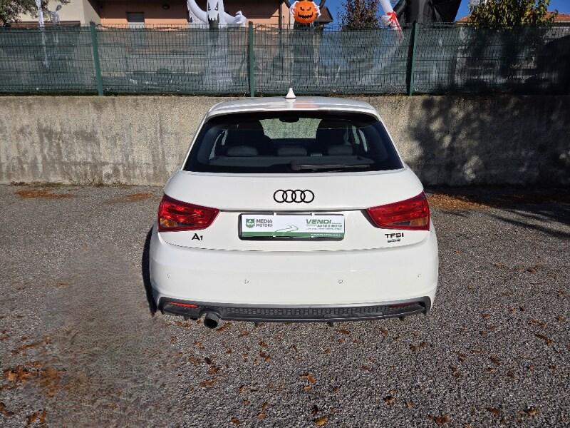 AUDI A1/S1 A1 SPB 1.0 TFSI ultra Sport