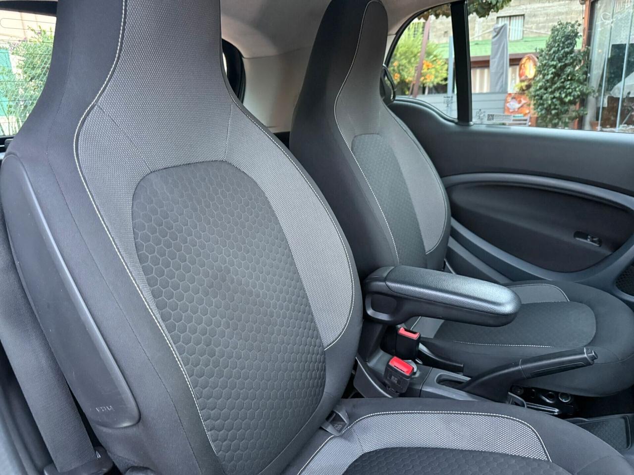 Smart ForTwo EQ elettrica Pulse TETTO PAN. RETROC.