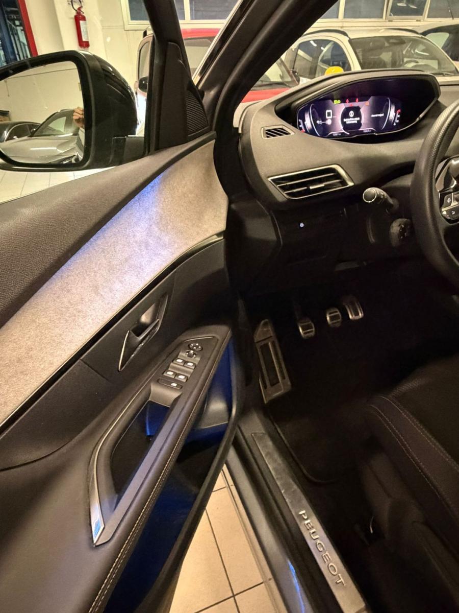 PEUGEOT - 3008 - PureTech Turbo 130 S&S GT Line