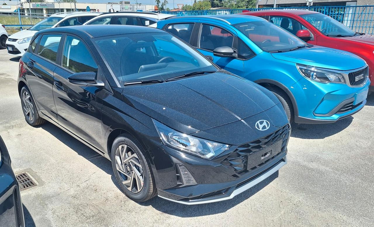 HYUNDAI i10 PRONTA CONSEGNA KM0