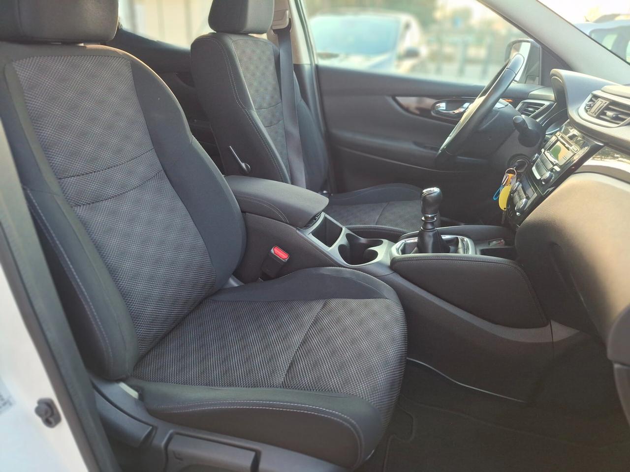 Nissan Qashqai 1.5 dCi