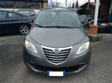 Lancia Ypsilon 0.9 TwinAir 85 CV 5 porte S&S Platinum