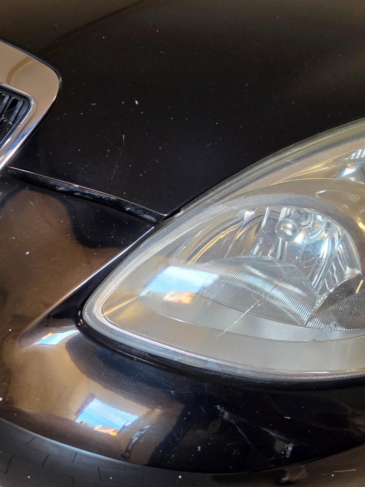 Lancia Ypsilon 1.2 Argento