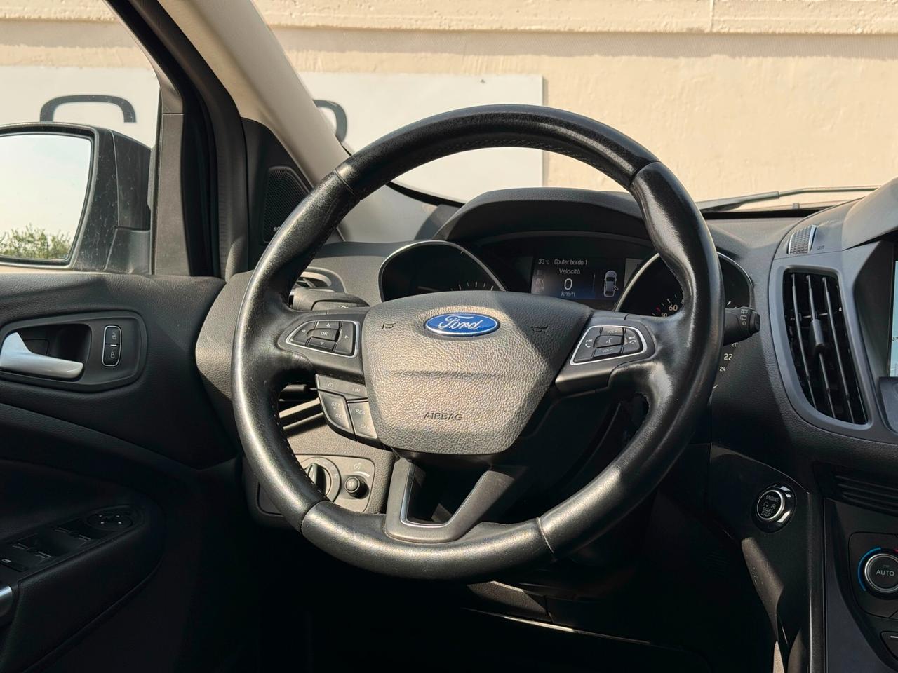 Ford Kuga 2.0 TDCI 150 cv S&S 4WD Titanium