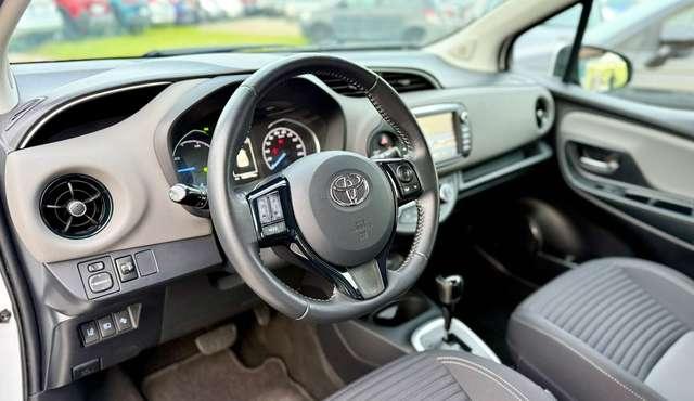 Toyota Yaris 5p 1.5h Cool