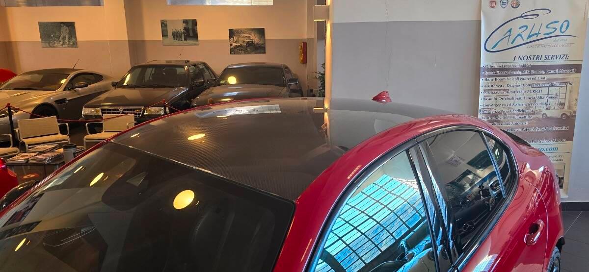 Alfa Romeo Giulia Giulia Quadrifoglio 510cv CCM-HARMAN-AKAPOVICK