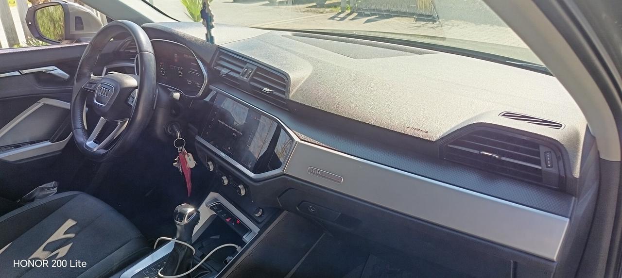 Audi Q3 35 2.0 tdi Business Advanced s-tron ProMMo