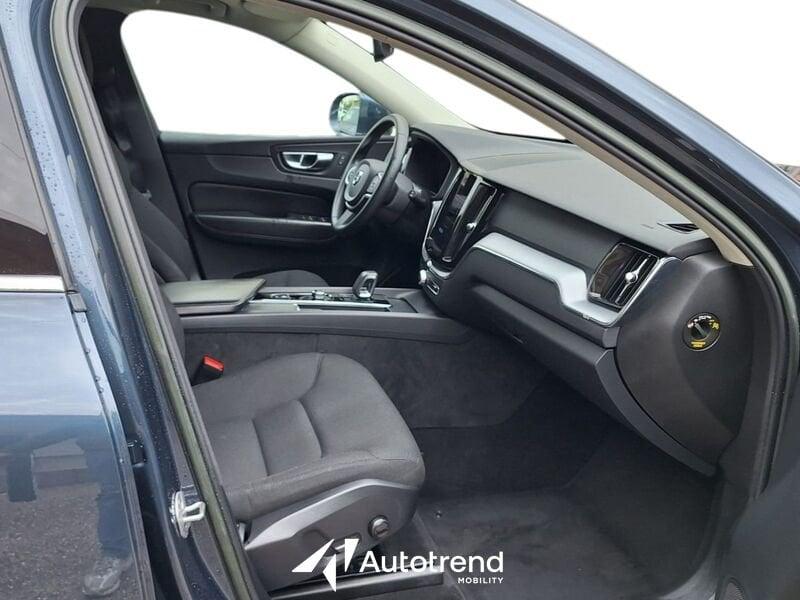 Volvo XC60 B4 197+14 CV Mild Hybrid Diesel Automatico Momentum Pro N1 Autocarro