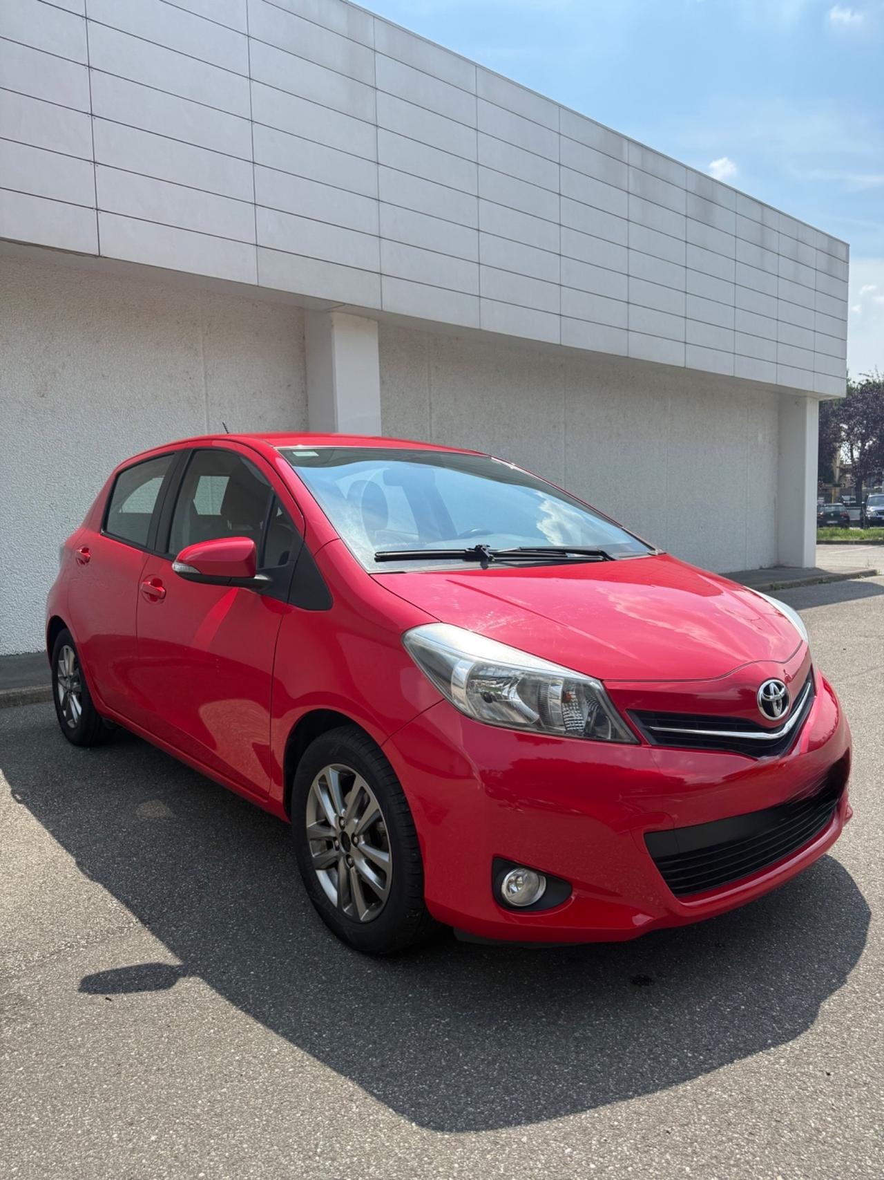 Toyota Yaris 1.0 5 porte