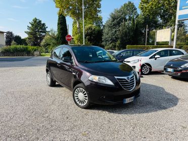 Lancia Ypsilon 0.9 TwinAir 85 CV 5 porte Metano Ecochic Elefantino