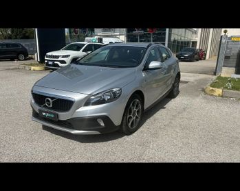 Volvo V40 Cross Country D2 Volvo Ocean Race