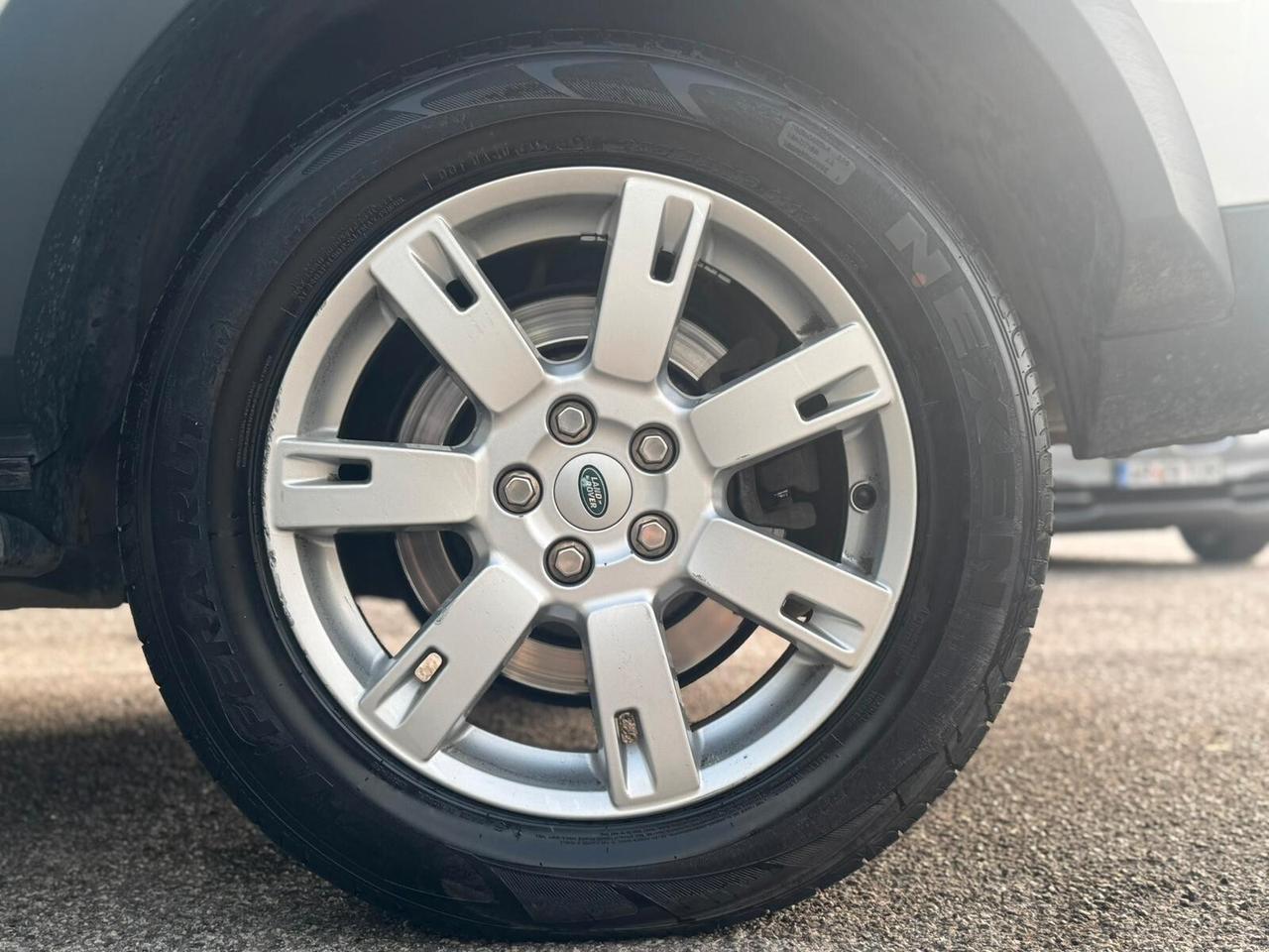 Land Rover Discovery 4 3.0 TDV6 210CV HSE