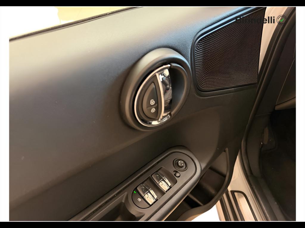 MINI Mini Countrym.(F60) - Mini 2.0 Cooper D Business Countryman Automatica