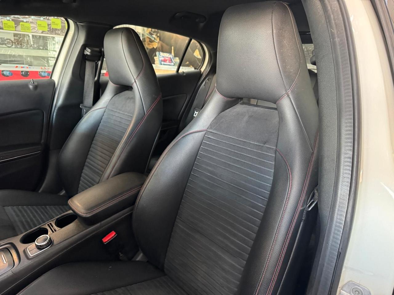 Mercedes-benz GLA 200 CDI Automatic 4Matic Premium TENUTA BENISSIMO SUBITO DISPONIBILE