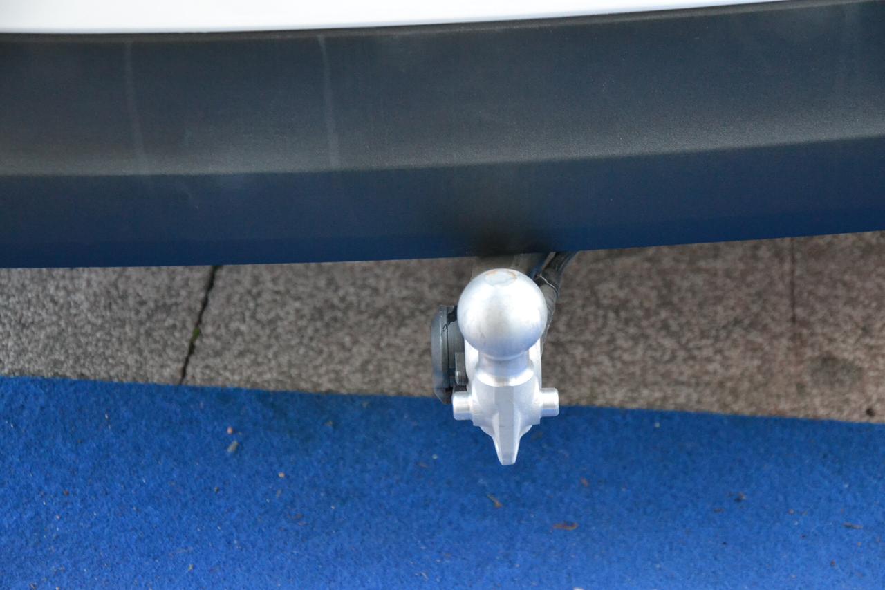 Volvo XC 60 2.0 197CV AWD HYBRID/DIESEL AUT.+FULL LED+RCAM+NAV