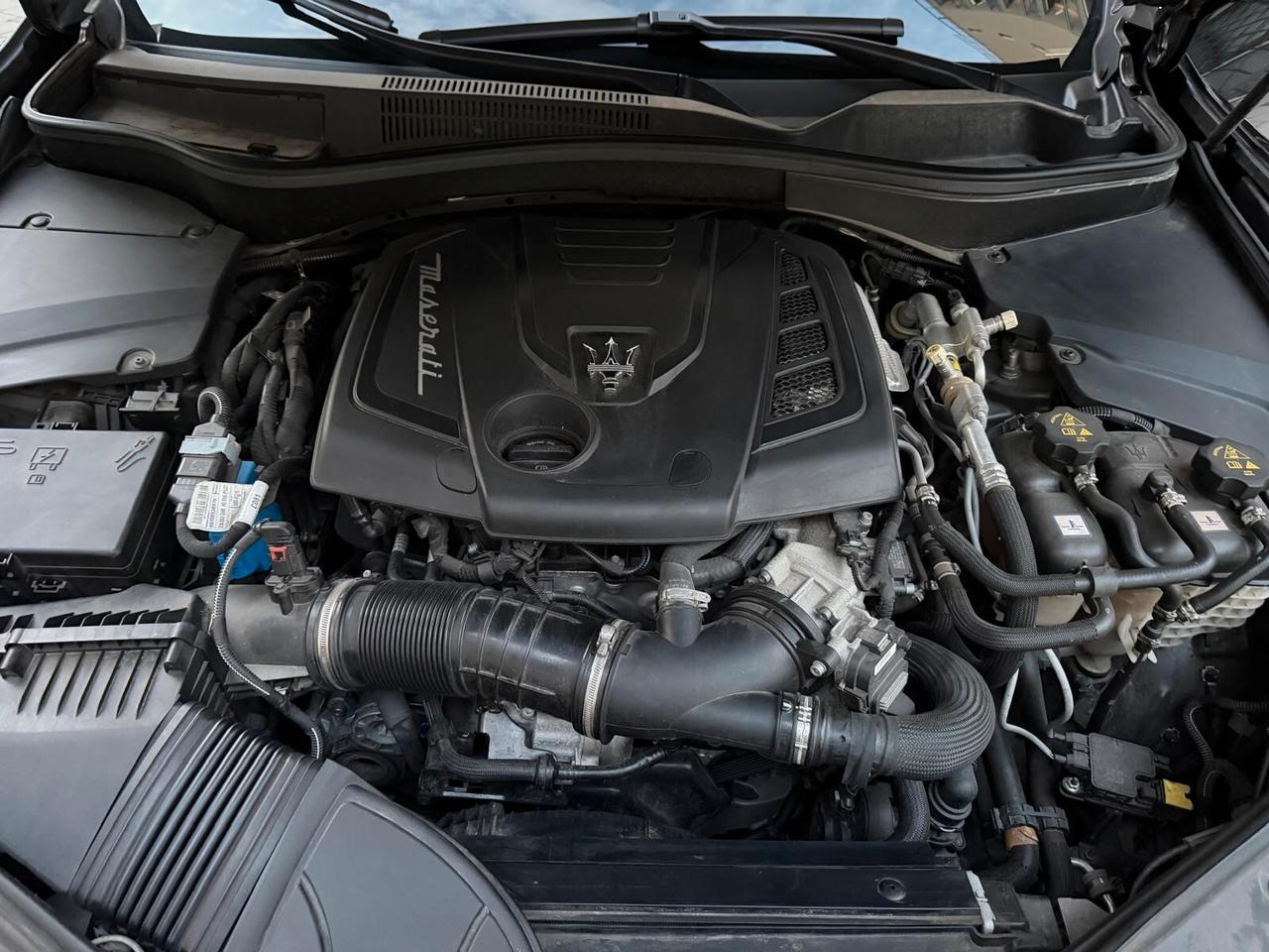 MASERATI LEVANTE 2.0 330CV 48V MHEV GT Q4