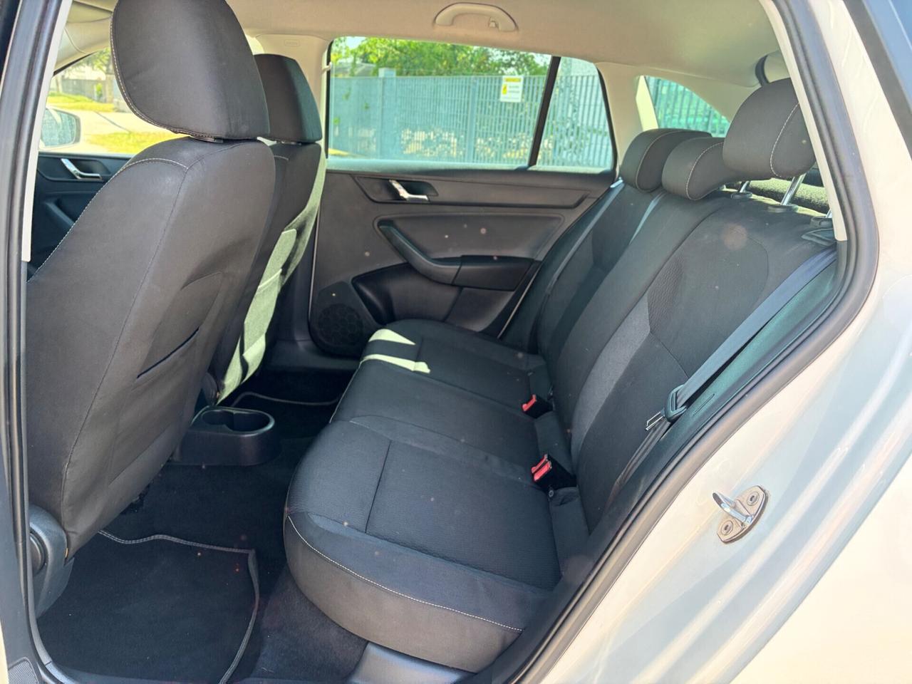 Skoda Rapid 1.2 benzina 2013 Elegance