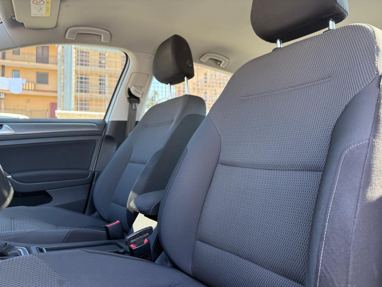 Volkswagen Golf 1.6 TDI 115CV DSG 5p. Business BlueMotion Technology