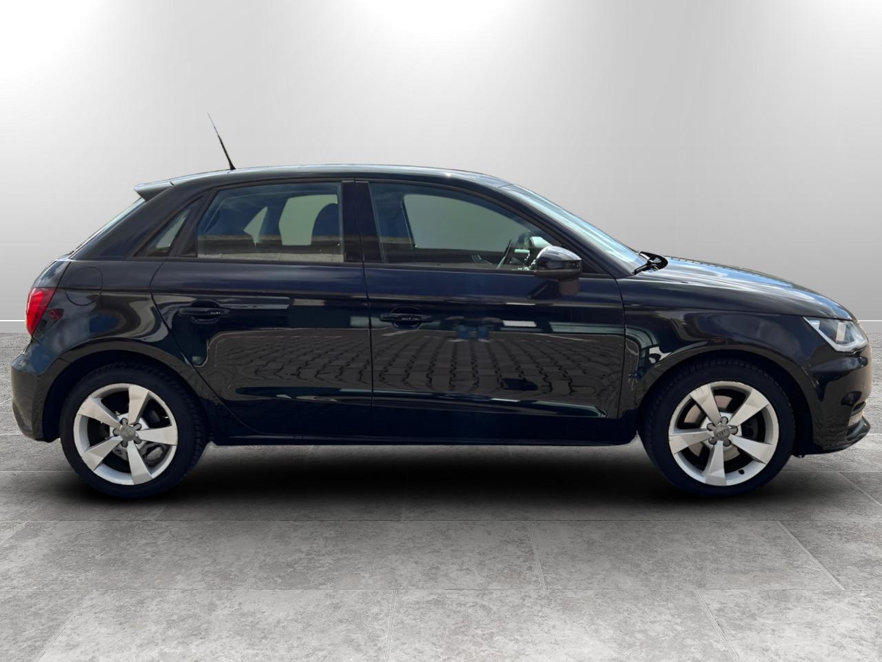AUDI A1 Sportback 1.6 tdi Sport s-tronic