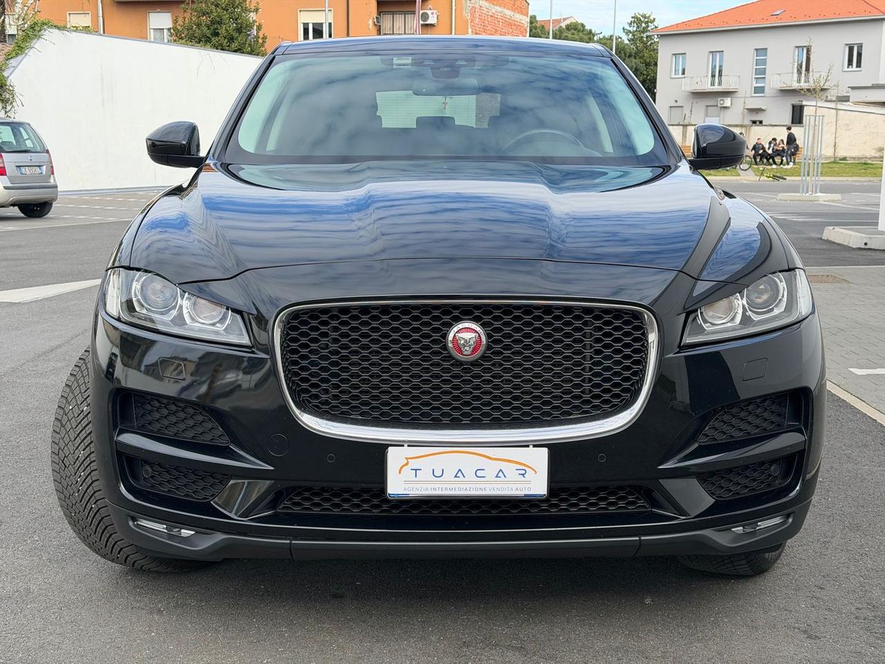 Jaguar F-Pace 2.0 20d Turbo Prestige #10220