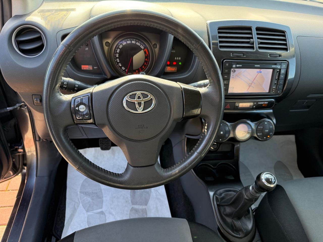 Toyota Urban Cruiser 1.4 D-4D AWD Sol