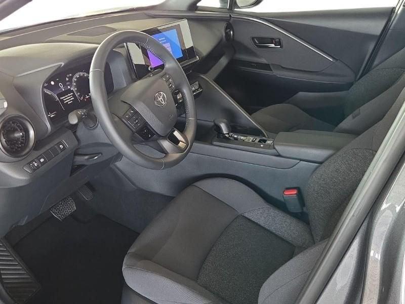 Toyota C-HR (2023-) 1.8 HV Active