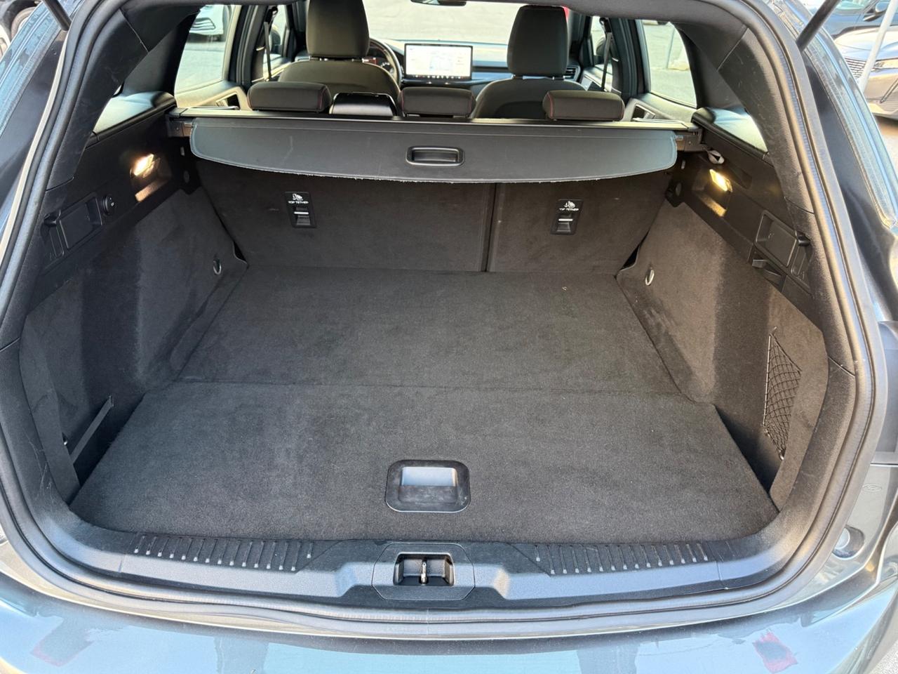 Ford Focus 1.0 EcoBoost Hybrid 125CV Powershift SW ST-Line Design