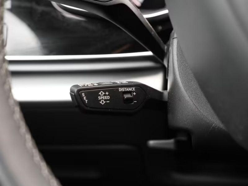 Audi Q8 Q8 SUV 45 TDI quattro tiptronic MATRIX LED CAMERA 360° HEAD-UP