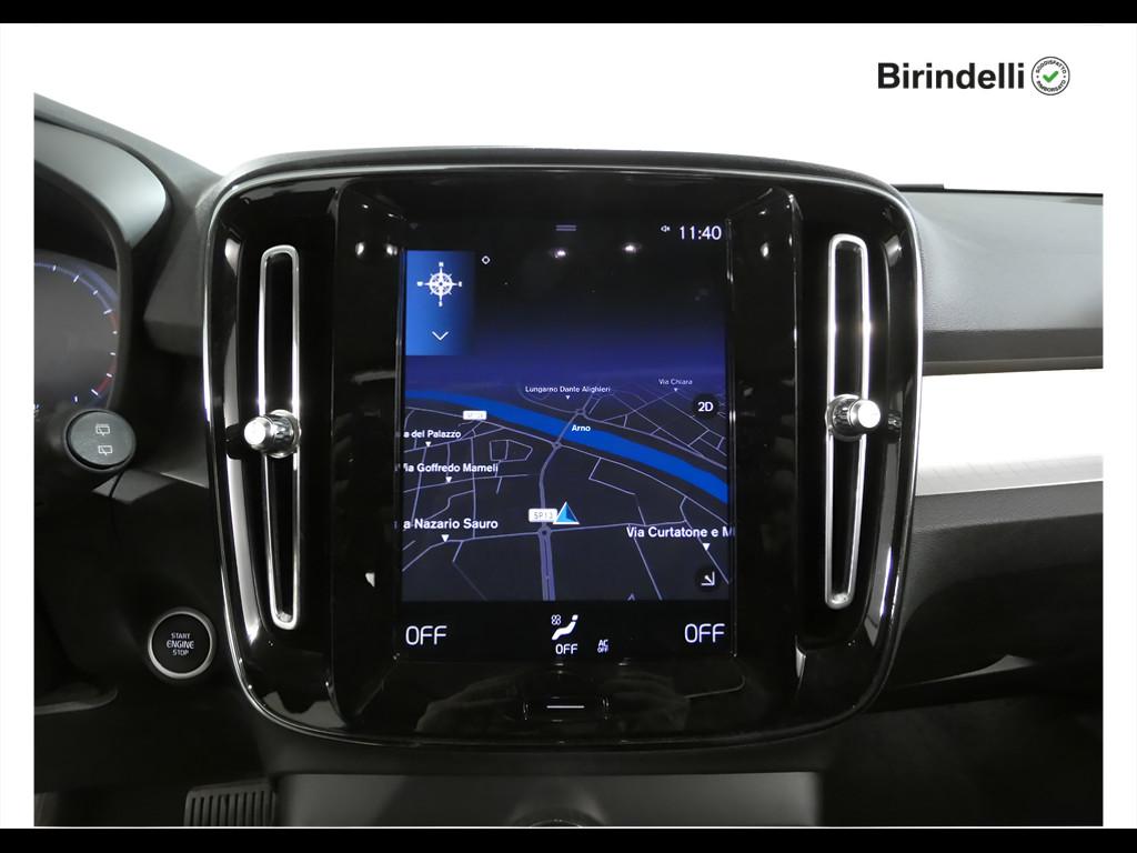 VOLVO XC40 (2017-->) - XC40 T3 Geartronic Momentum