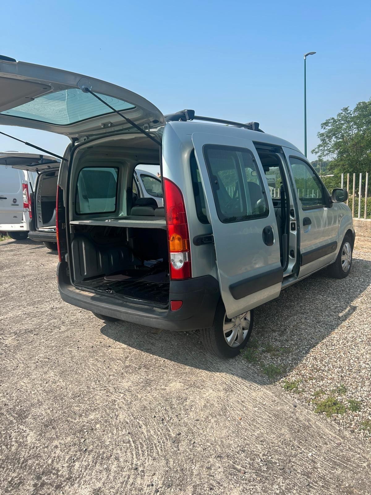 Renault Kangoo 1.6 105CV 5 porte Benzina/metano
